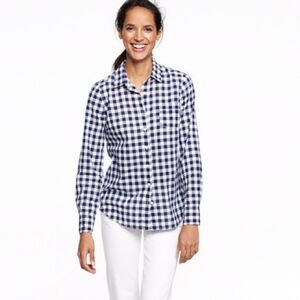 ☘️J.Crew Navy Gingham button-down shirt